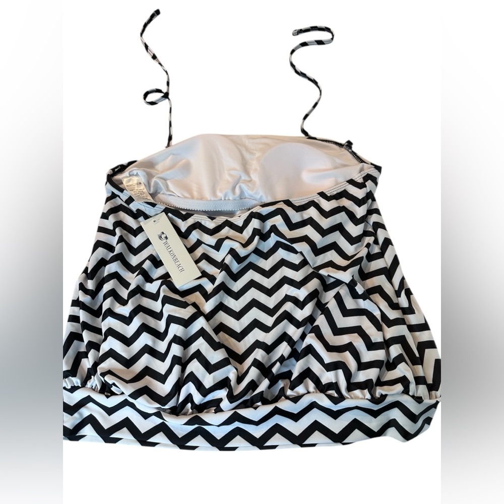 NWT Walk on beach Black and White Chevron Striped Halter Tankini Swim Top Medium - Picture 4 of 8